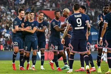 欧冠巅峰对决：巴黎圣曼VS拜仁 宇宙战舰主场迎战德甲霸主 双雄争霸谁能登顶_进攻_姆巴佩_比赛